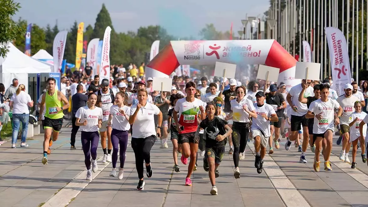 people running